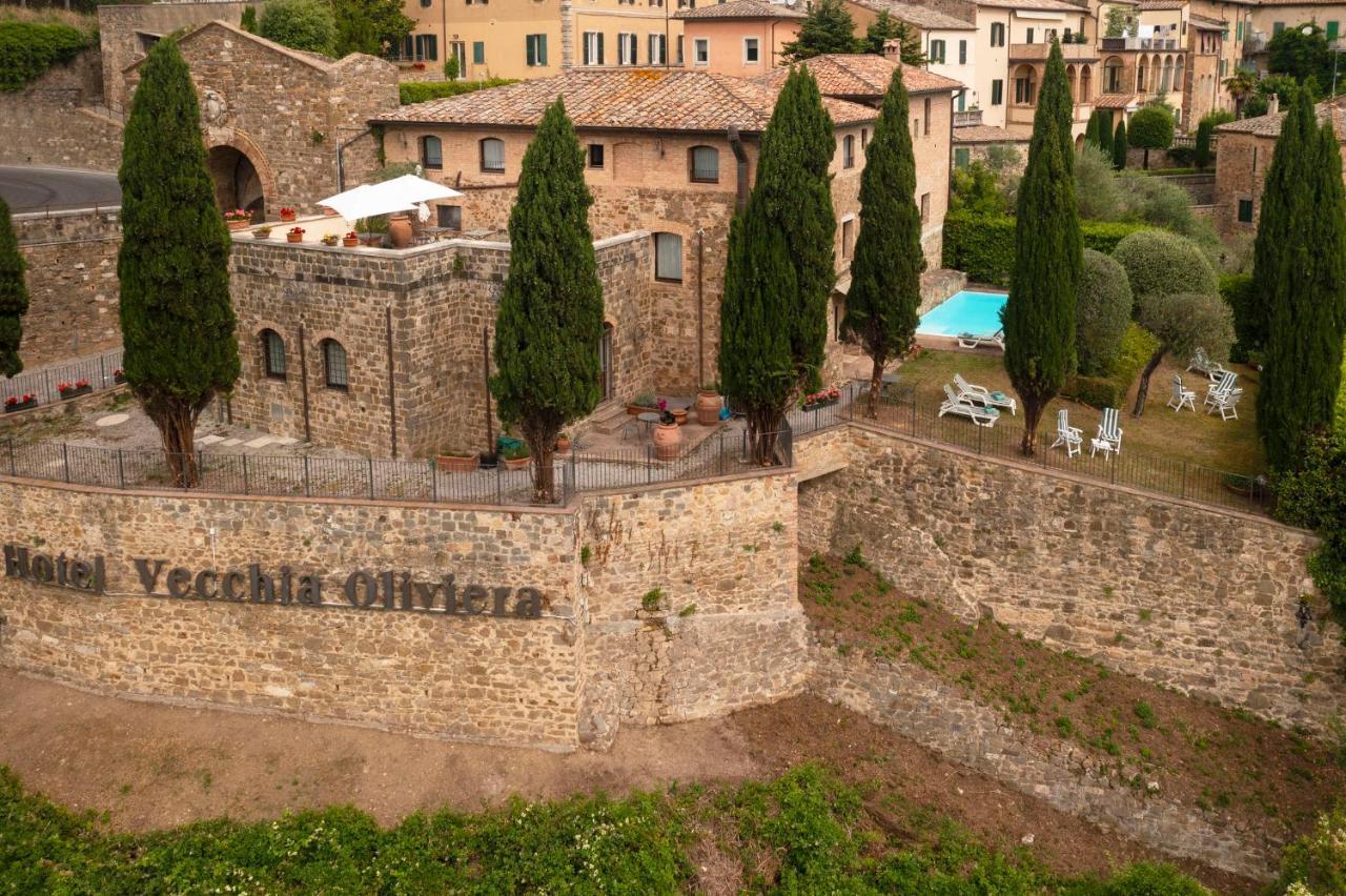 Hotel Vecchia Oliviera Монтальчино Экстерьер фото